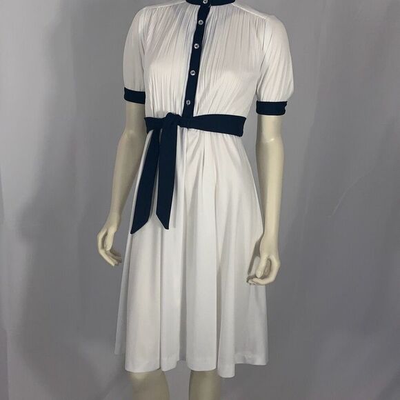 Vintage White Navy Half Button Short Sleeve Dress with Tie Waist Belt Size Mediu - Picture 1 of 15